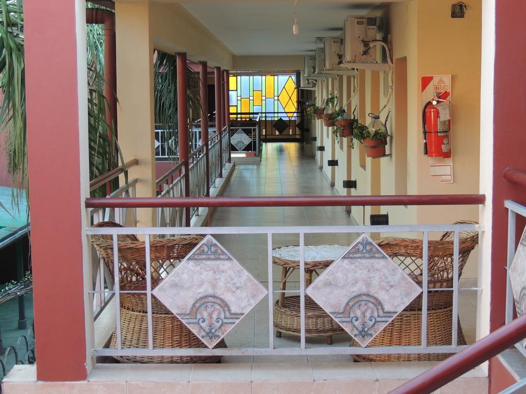 San Miguel de Tucumán La Pergola Hotel Tucuman المظهر الخارجي الصورة
