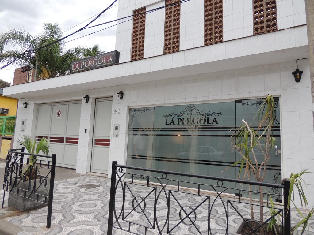 San Miguel de Tucumán La Pergola Hotel Tucuman المظهر الخارجي الصورة